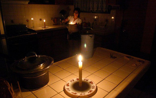 En Maracaibo recibieron la Navidad sin luz, sin gasolina y sin efectivo