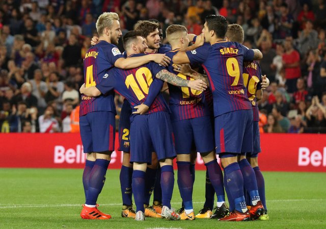 Los jugadores del Barcelona FC. REUTERS/Albert Gea