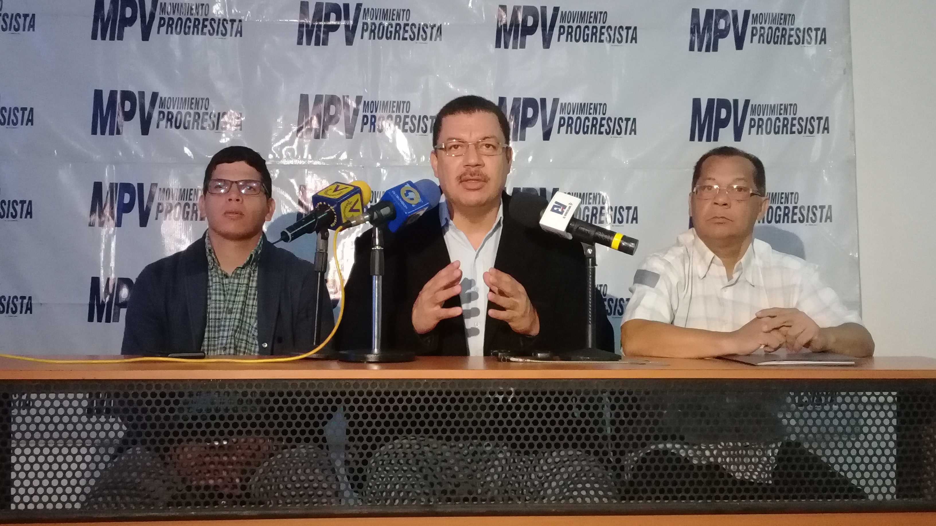 Hoy en Venezuela no hay diálogo porque no hay condiciones para su desarrollo, aseguró Simón Calzadilla