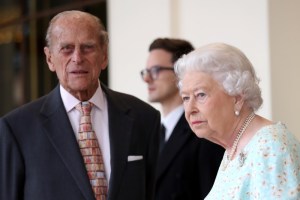 Miembros de la familia real británica no llevarán uniforme en funeral de Felipe
