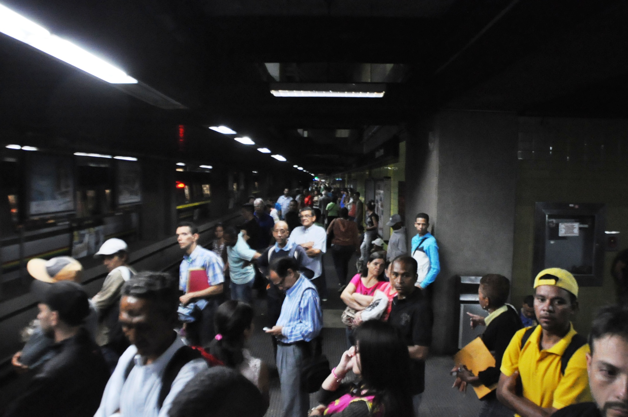 Operativo al 100 % el sistema Metro de Caracas, según su usuario oficial en Twitter