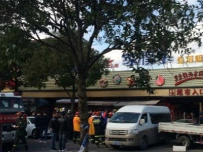 Al menos dos muertos y 6 heridos por el derrumbe de un supermercado en China