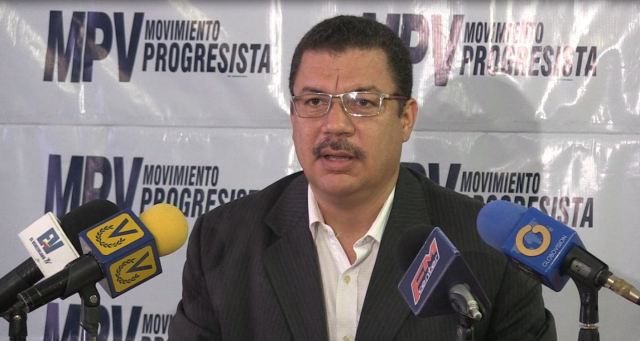 El secretario general del MPV, Simón Calzadilla