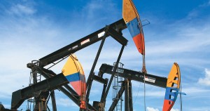 Seis empresas realizan ofertas para contratos de exploración petrolera en Colombia