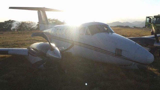 En fotos: Así quedó la avioneta accidentada en el aeropuerto Caracas
