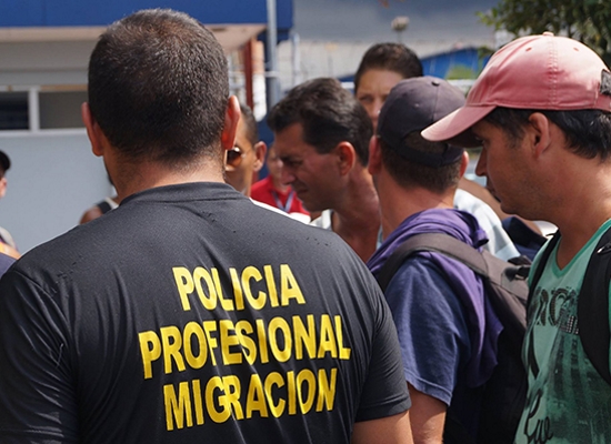 costa-rica-policia-migracion-crisis-centroamerica