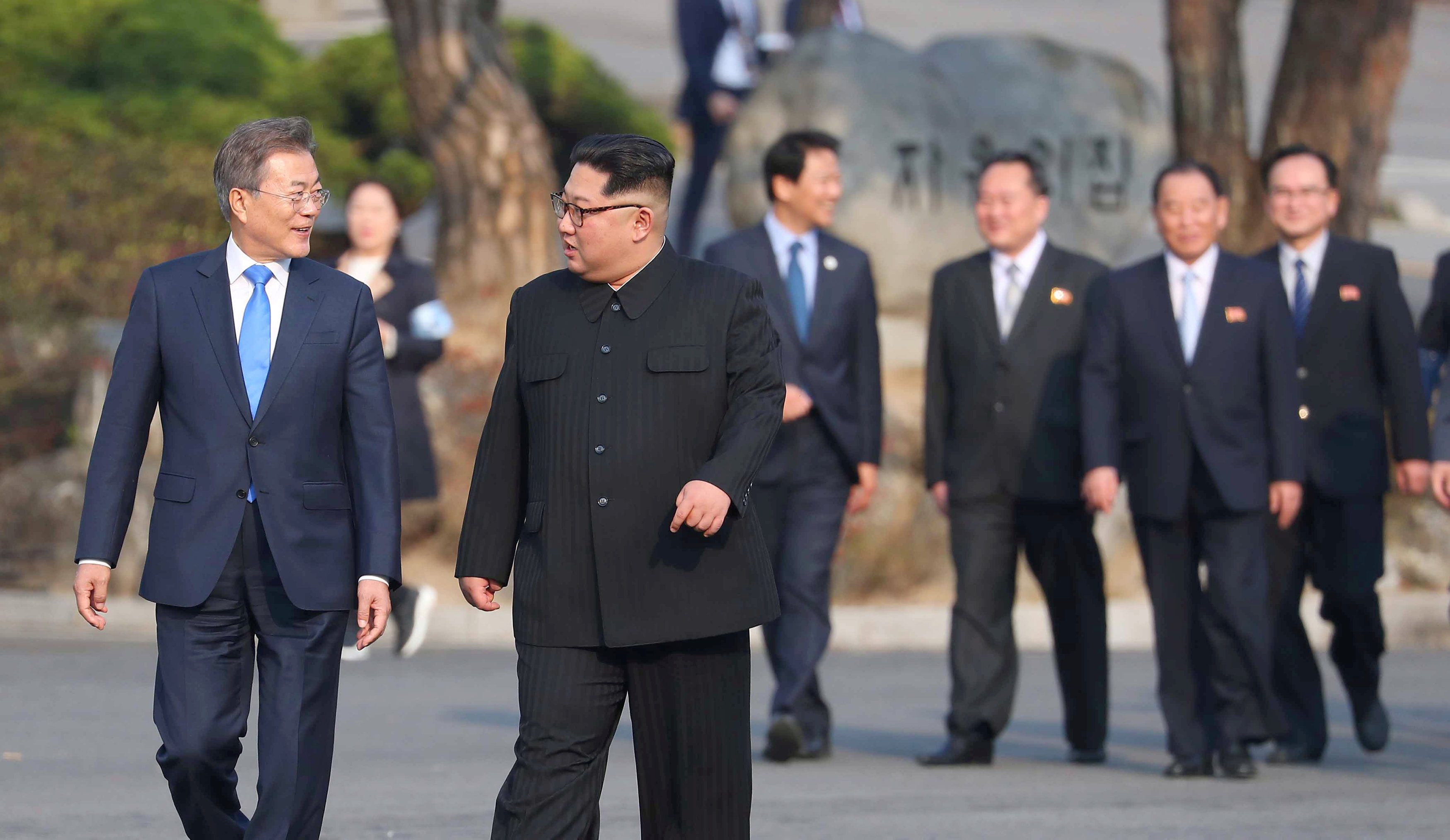 Las dos Coreas acuerdan cooperar para alcanzar una paz permanente