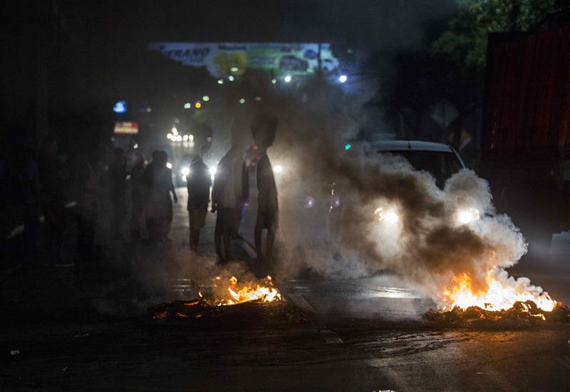 Dos muertos y medio centenar de heridos en protestas en Nicaragua