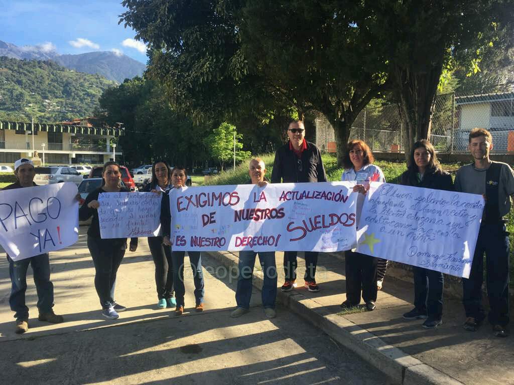 Docentes merideños protestan para exigir salarios dignos #31May
