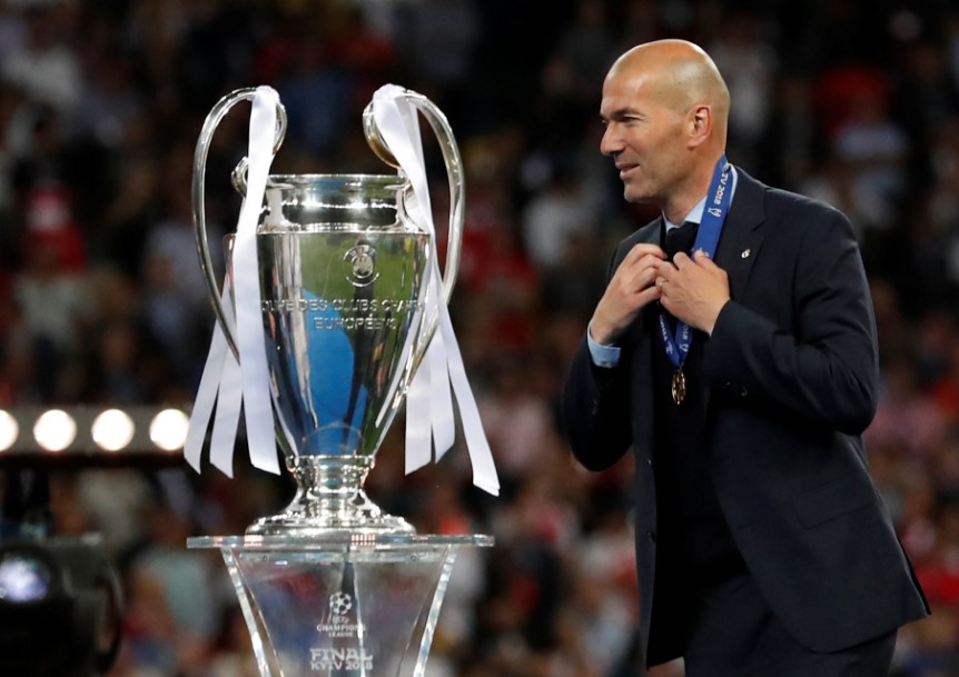 Zidane, leyenda: Primer entrenador que logra tres títulos seguidos