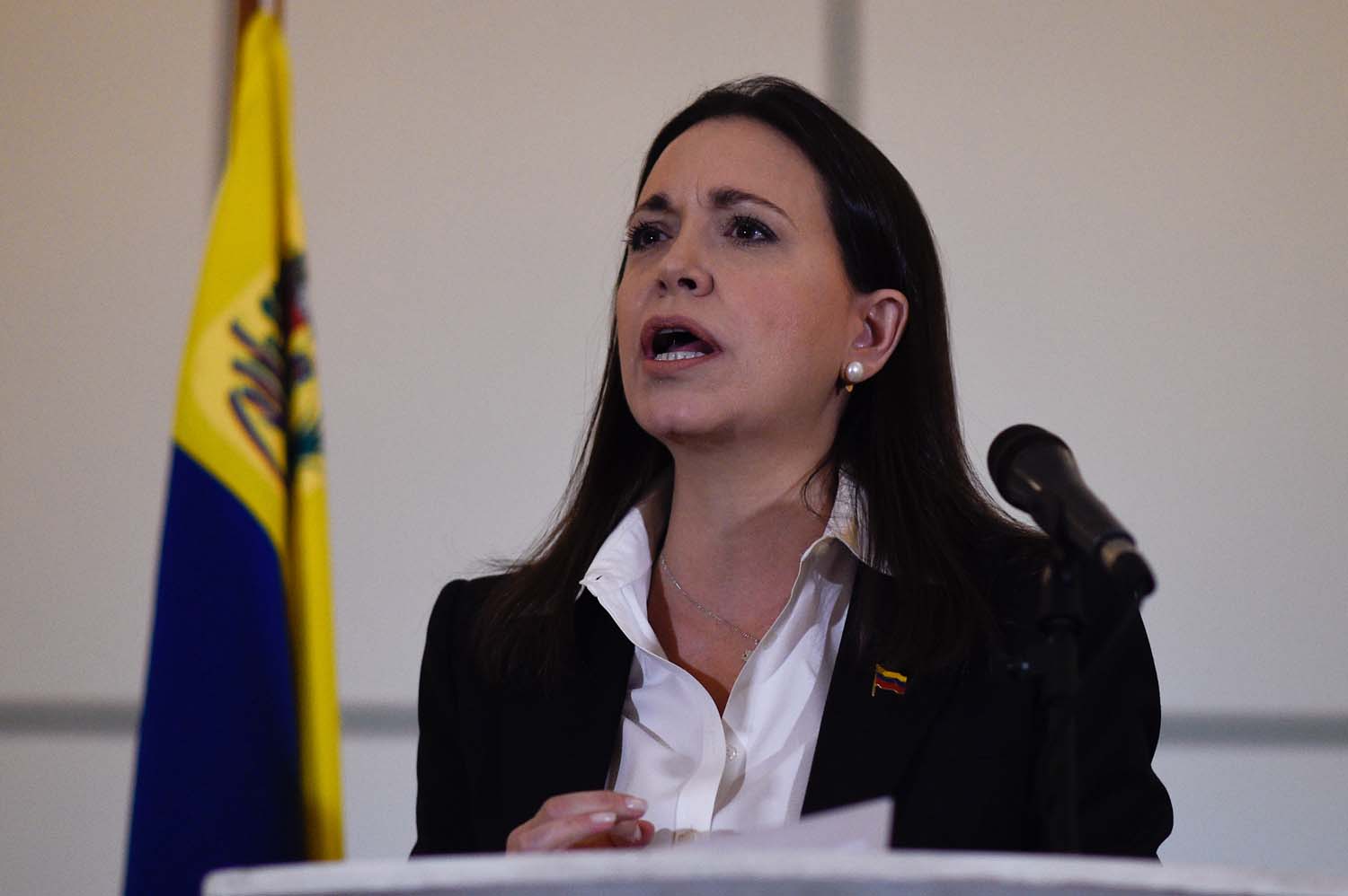 María Corina Machado: Zapatero es tan responsable del éxodo venezolano como Maduro
