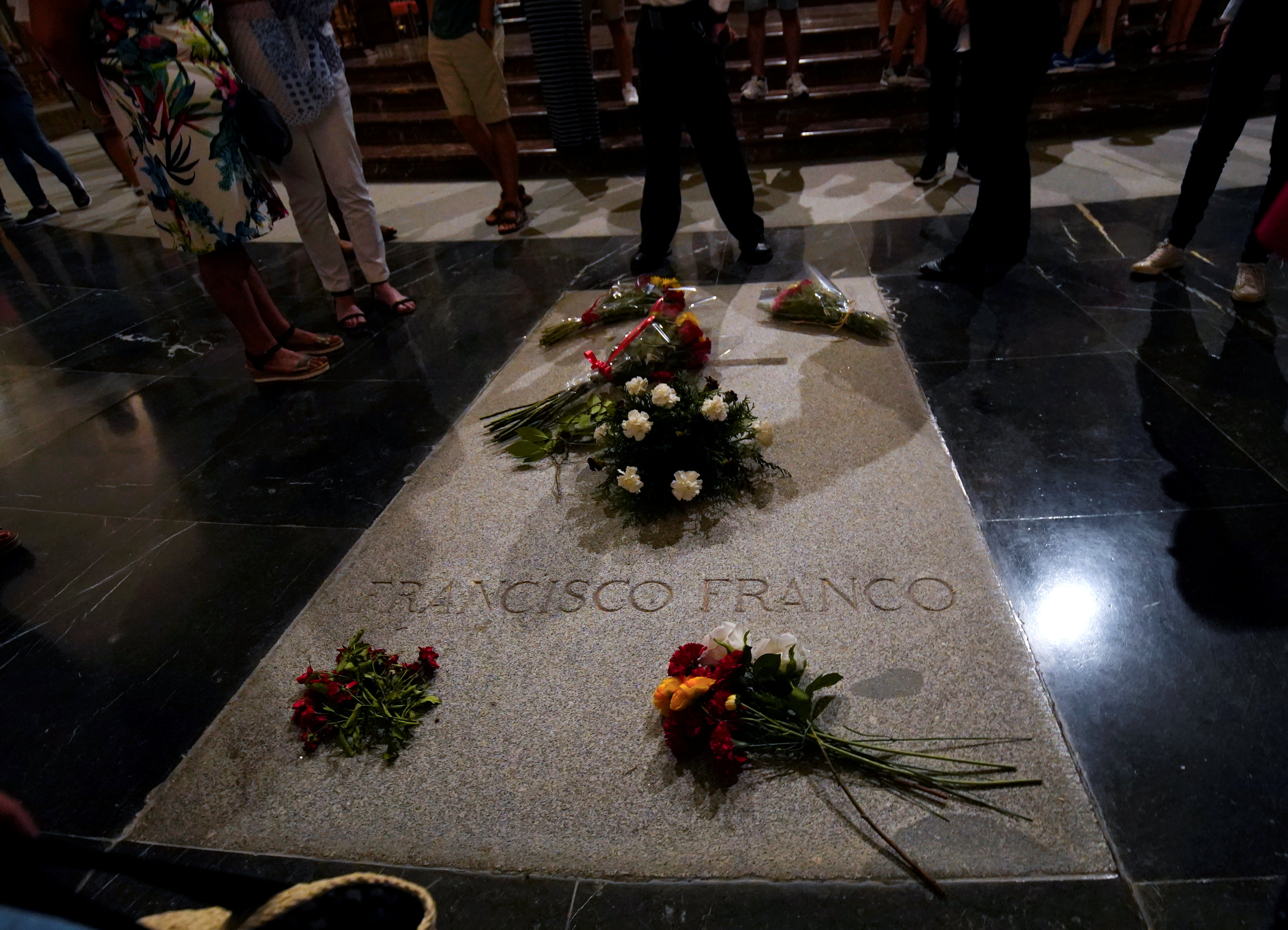 El Congreso español aprueba la exhumación de los restos del dictador Franco