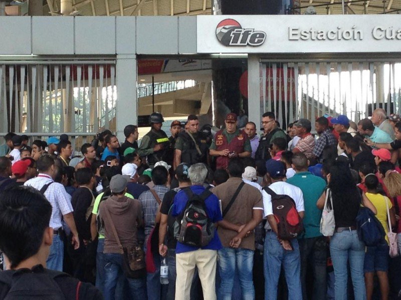 Reportan fuerte retraso en el ferrocarril de los Valles del Tuy #1Ago (fotos)