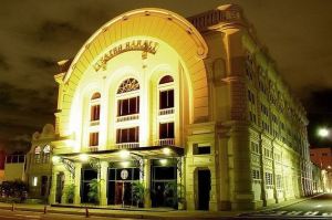 Gobernador Omar Prieto le arrebata el Teatro Baralt a la Universidad del Zulia