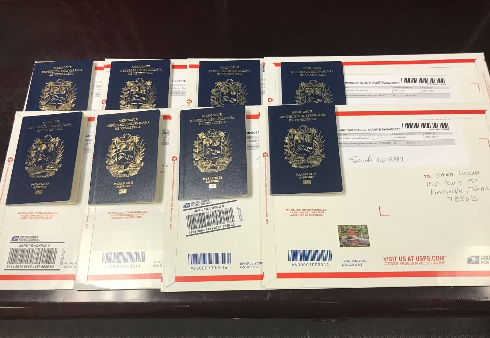 Gobierno asegura que embajadas y consulados comenzaron entrega de pasaportes a venezolanos
