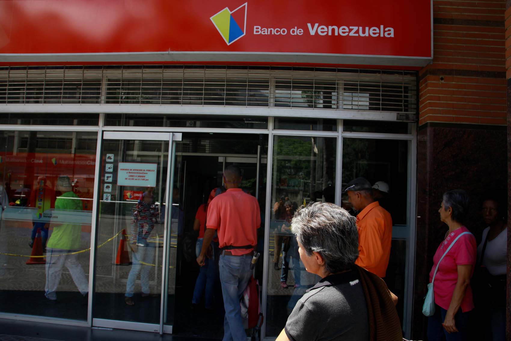 Banco de Venezuela activa sus taquillas de compra y venta de divisas