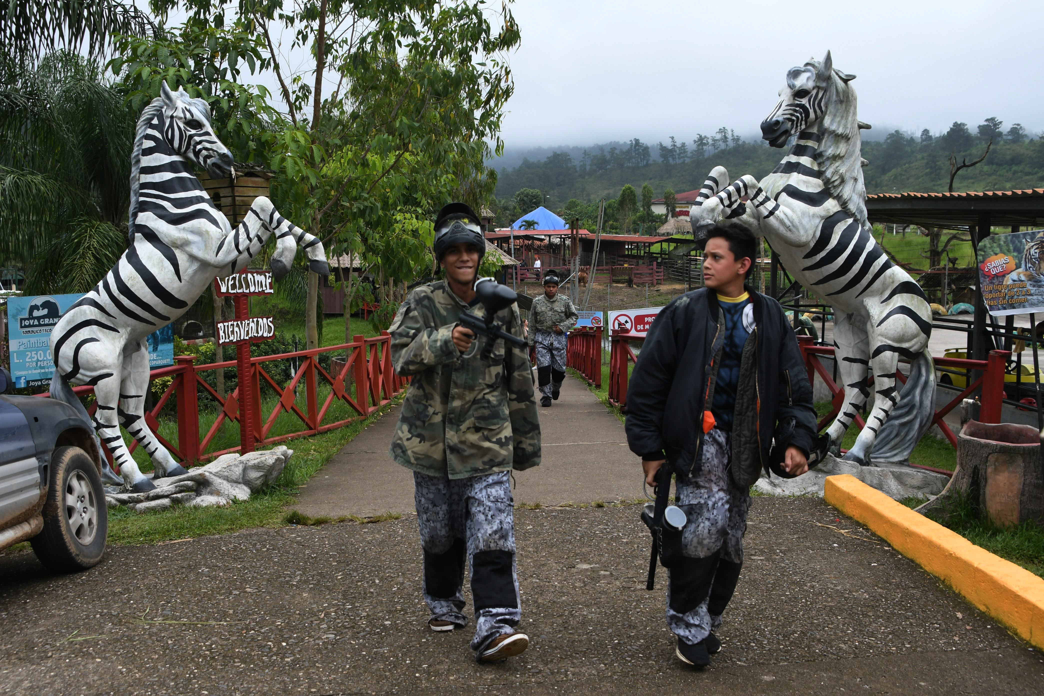 Zoológico fundado por narcos en Honduras decae por falta de recursos (Fotos)