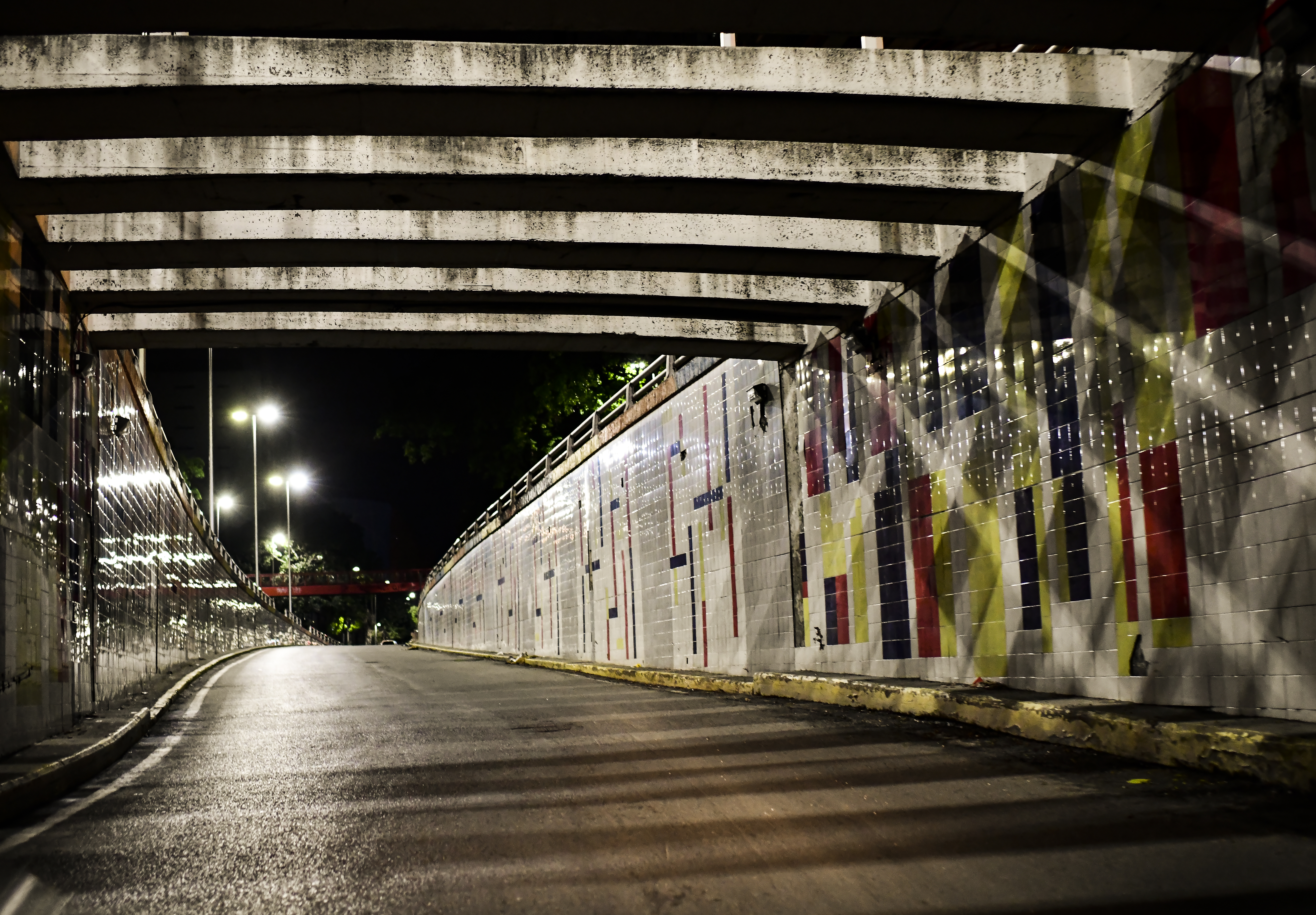 Miedo a la delincuencia deja desiertas las noches de Caracas (Fotos)