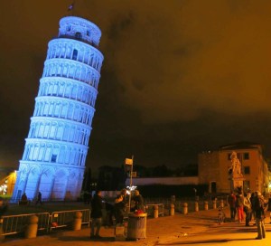 La célebre Torre de Pisa, cada vez menos inclinada