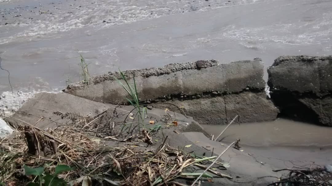 Muro de contención del Río Chama en Mérida a punto de colapsar (fotos)