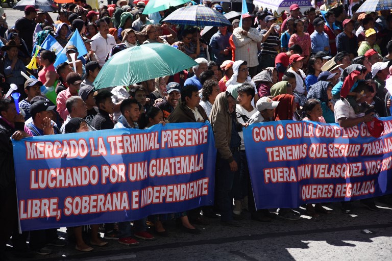 Miles de guatemaltecos marcharon por intento de cierre de misión anticorrupción de la ONU
