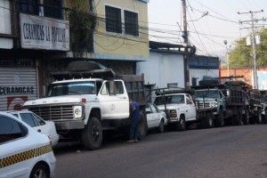 Transporte de carga y público paralizado en más de 80% por falta de combustibles en Táchira
