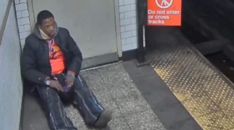 EN VIDEO: Un hombre escapa por el túnel del metro de Nueva York tras intentar violar a una mujer