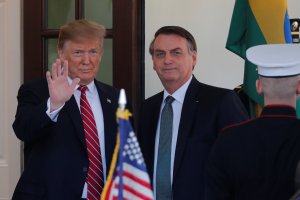 Bolsonaro llegó a Estados Unidos para cena con Trump y visita a Miami