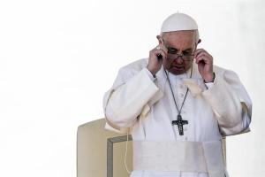 El Papa expresa su pena insoportable por los casos de abusos