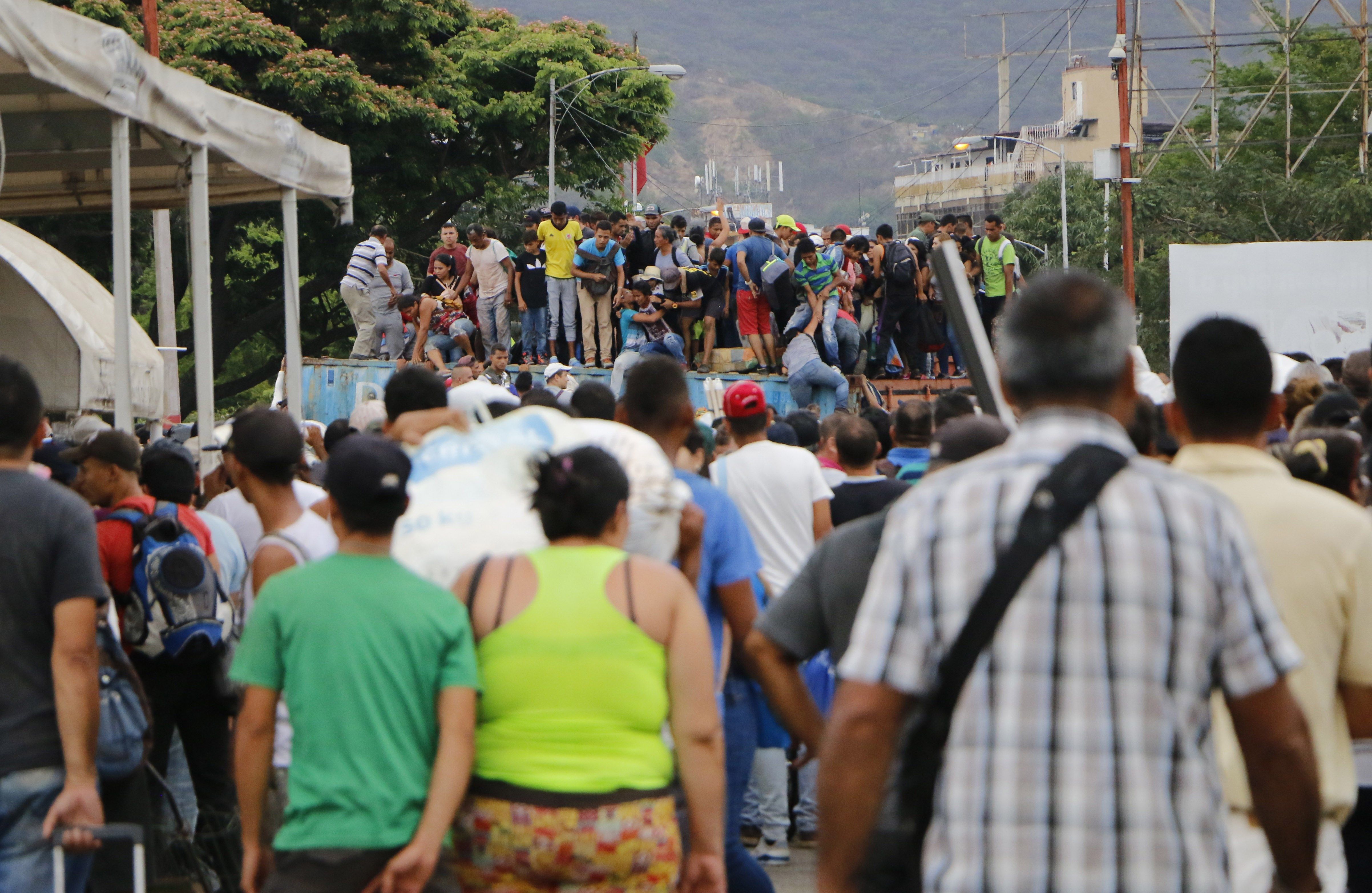 Vente Venezuela sobre emergencia en la frontera por el retorno de miles de venezolanos