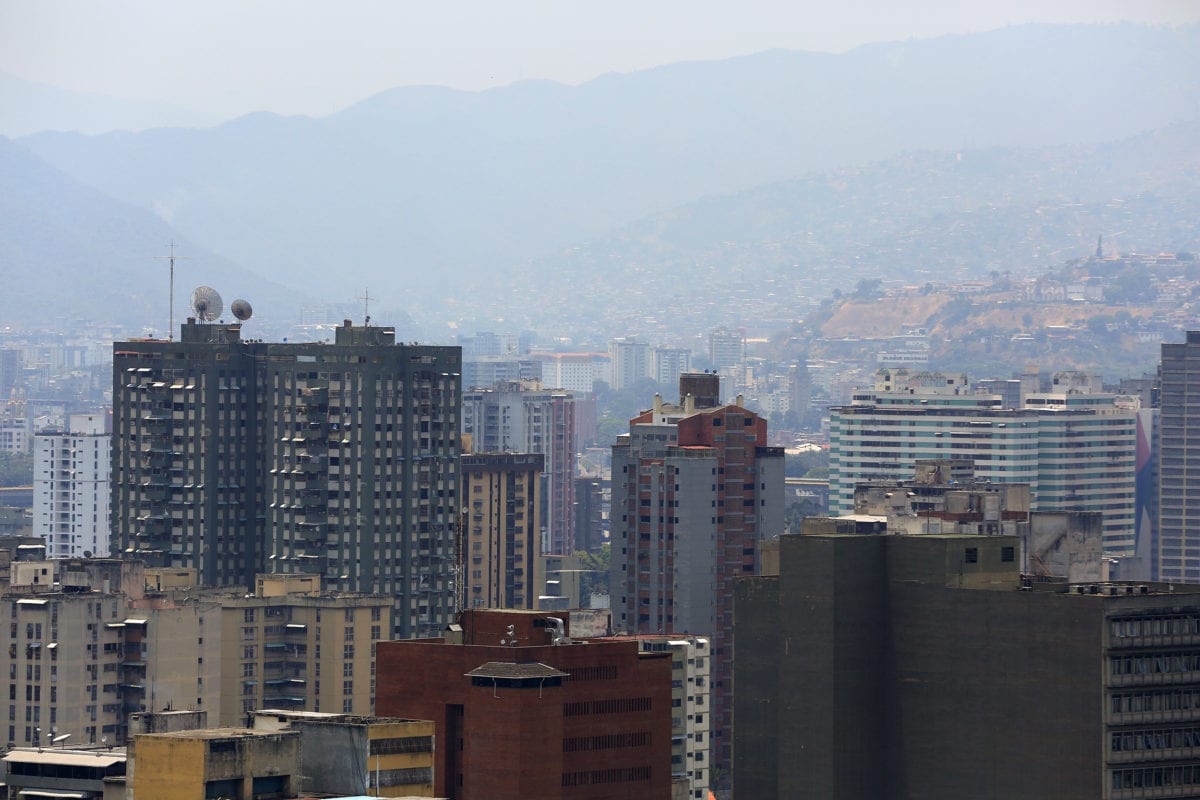 La calima con partículas contaminantes vuelve a arropar a la Gran Caracas