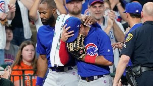 Una bebé fue hospitalizada tras recibir un pelotazo en un partido de las Grandes Ligas: el llanto desconsolado del beisbolista