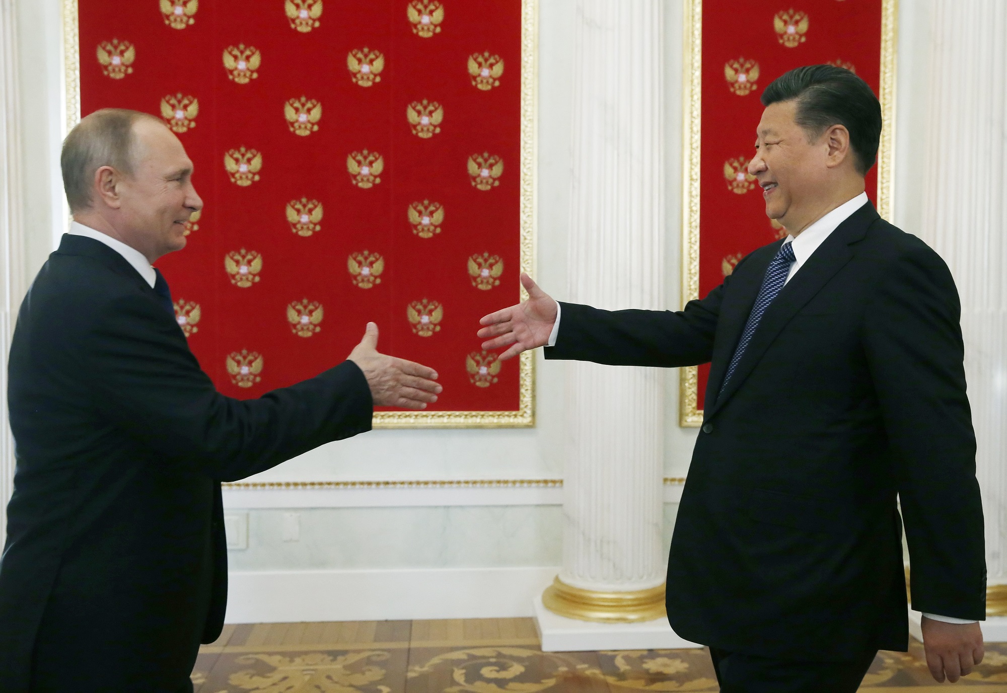 Kremlin afirma que tanto Xi como Putin se oponen a que EEUU exporte su democracia