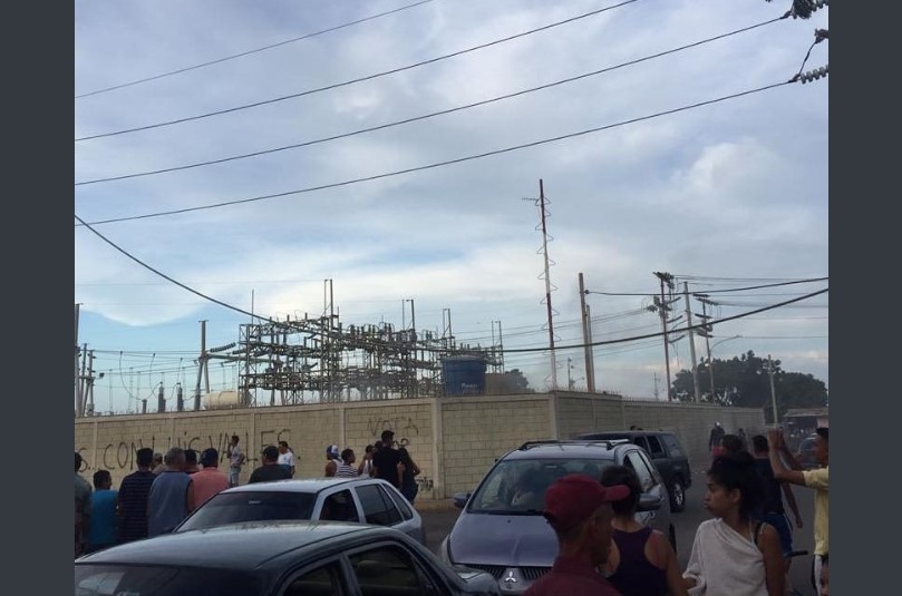 En IMÁGENES: La explosión dentro de la subestación eléctrica San Felipe en Zulia