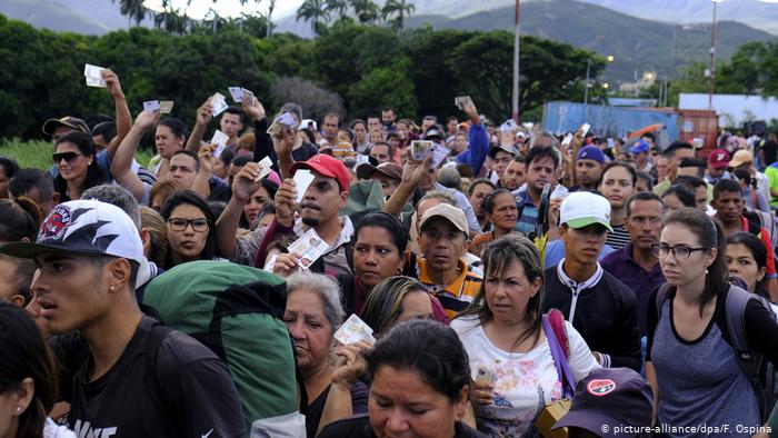 Delincuentes tratan de colarse entre los refugiados venezolanos en Colombia