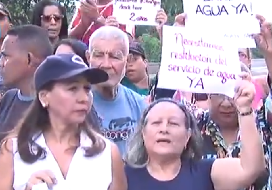 Vecinos de El Valle denuncian que llevan hasta dos años sin servicio de agua (Videos)