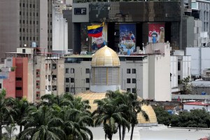 El régimen chavista detuvo a seis militares y un camarero del palacio de Miraflores que portaba explosivos