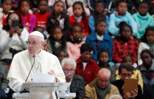 El papa Francisco asegura que “la pobreza no es algo inevitable”