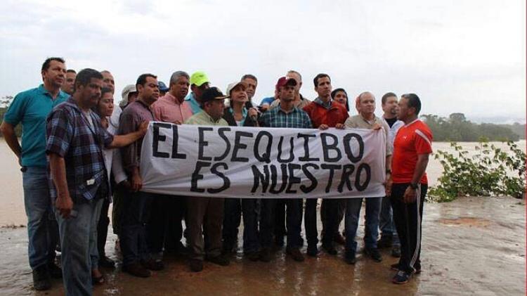 La FOTO que Maduro nunca tendrá: El día que Juan Guaidó visitó el Esequibo