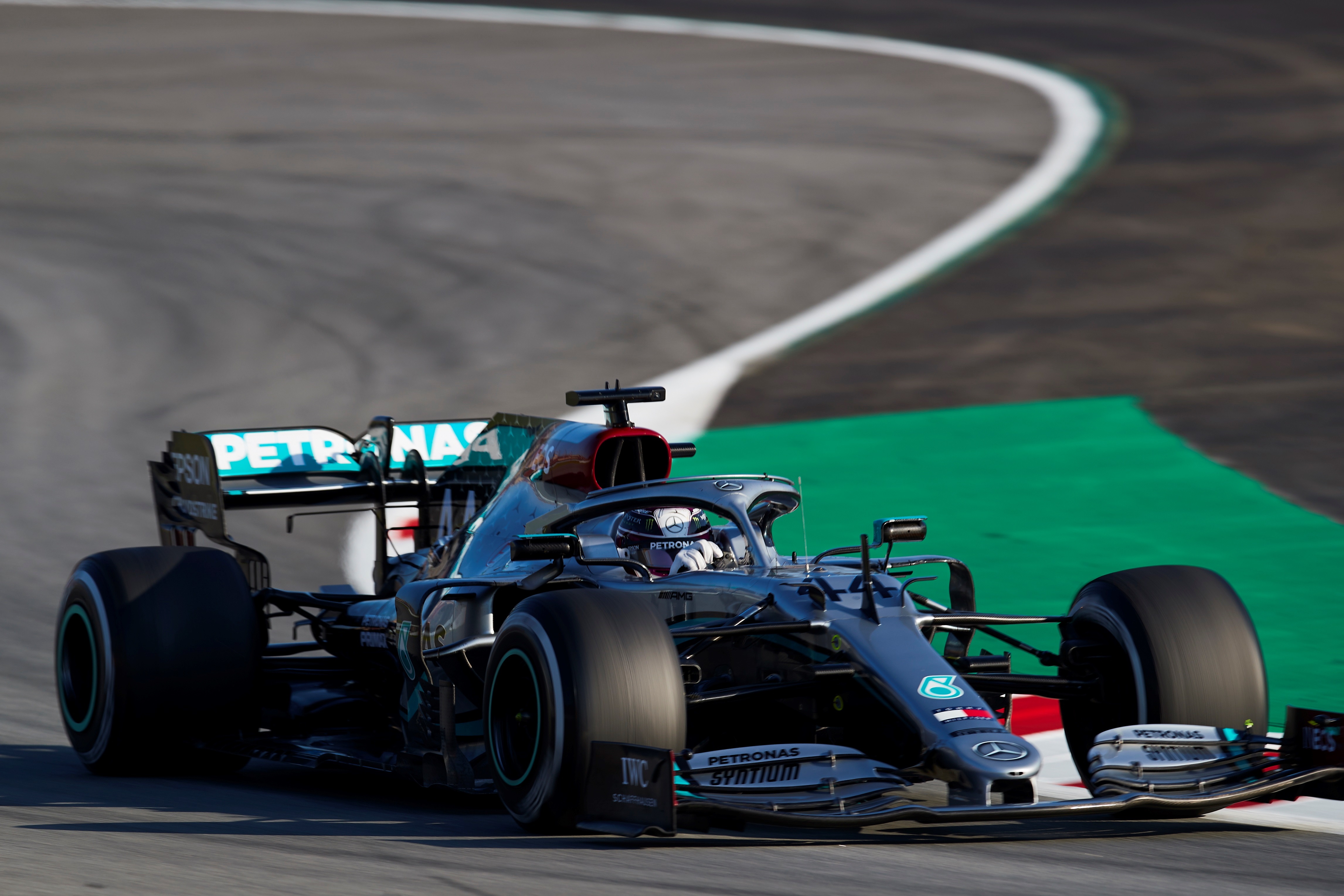 Hamilton dominó en la primera práctica de pretemporada de la Fórmula Uno