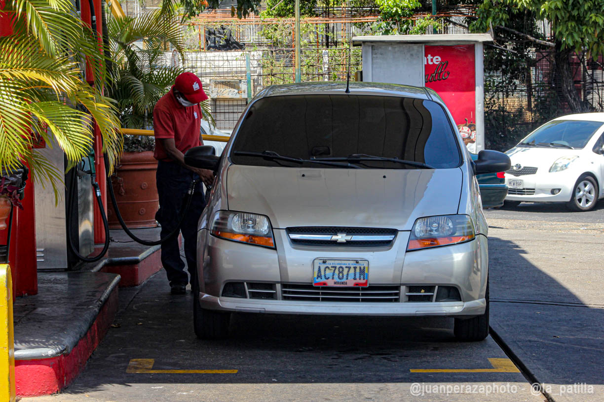 La regulación de gasolina en Táchira complica la vida de los habitantes durante la cuarentena (Video)