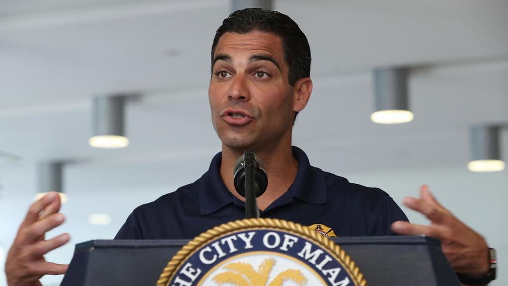 Alcalde de Miami, Francis Suarez, da positivo en pruebas de coronavirus