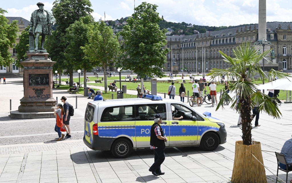 Una decena de policías heridos en disturbios en la ciudad de alemana de Stuttgart