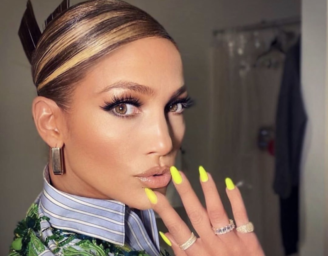 “¿Cómo puedes estar tan divina?”: Jennifer Lopez presume su enorme trasero de 6 millones de dólares