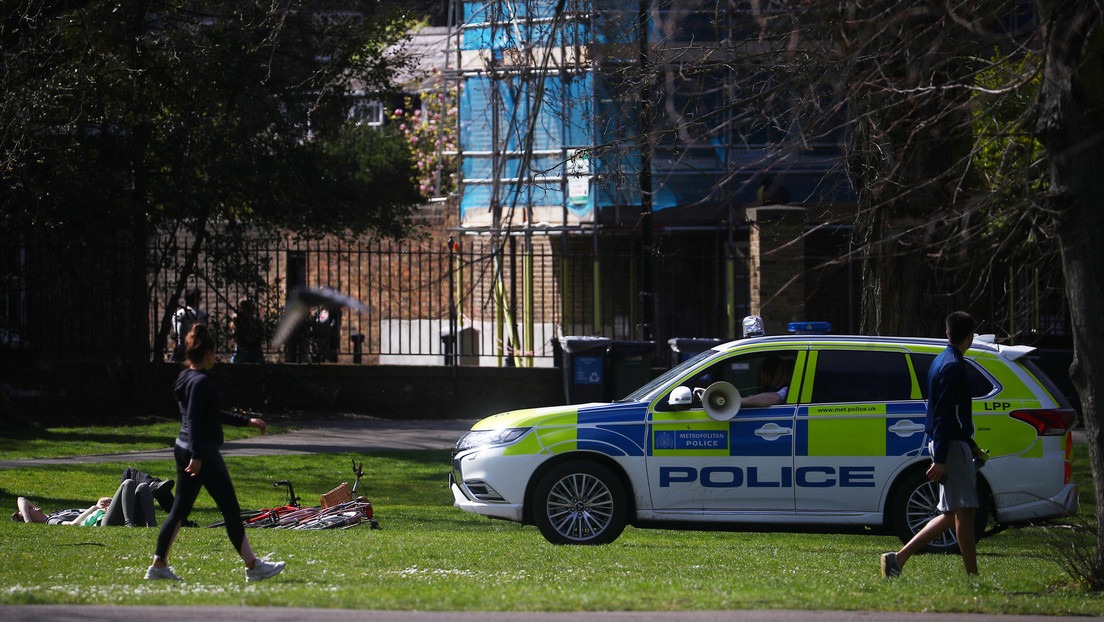 Reportan varios muertos y heridos en un apuñalamiento masivo en un parque del Reino Unido (VIDEO)
