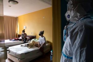 El País: La odisea de las pruebas de coronavirus en Venezuela