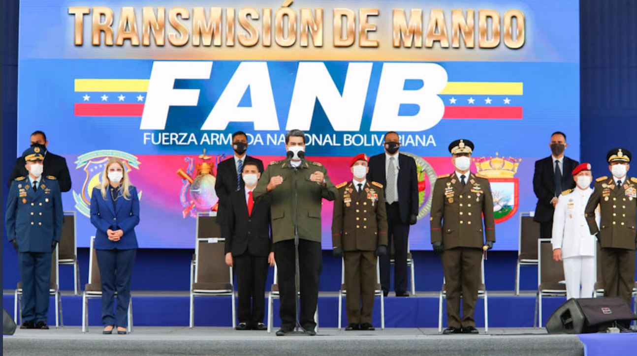 Maduro le dio “las gracias” a los comandantes que removió de la cúpula militar