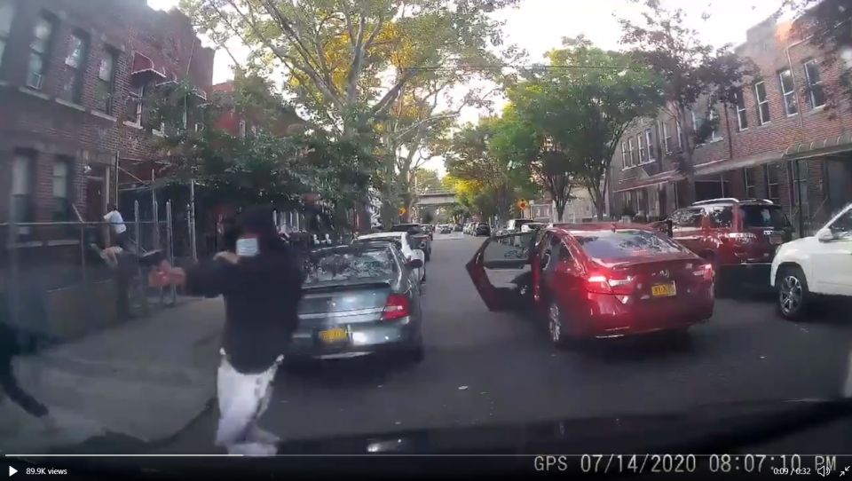 Acribillaron a pasajero con cinco disparos en plena calle de Nueva York (VIDEO)