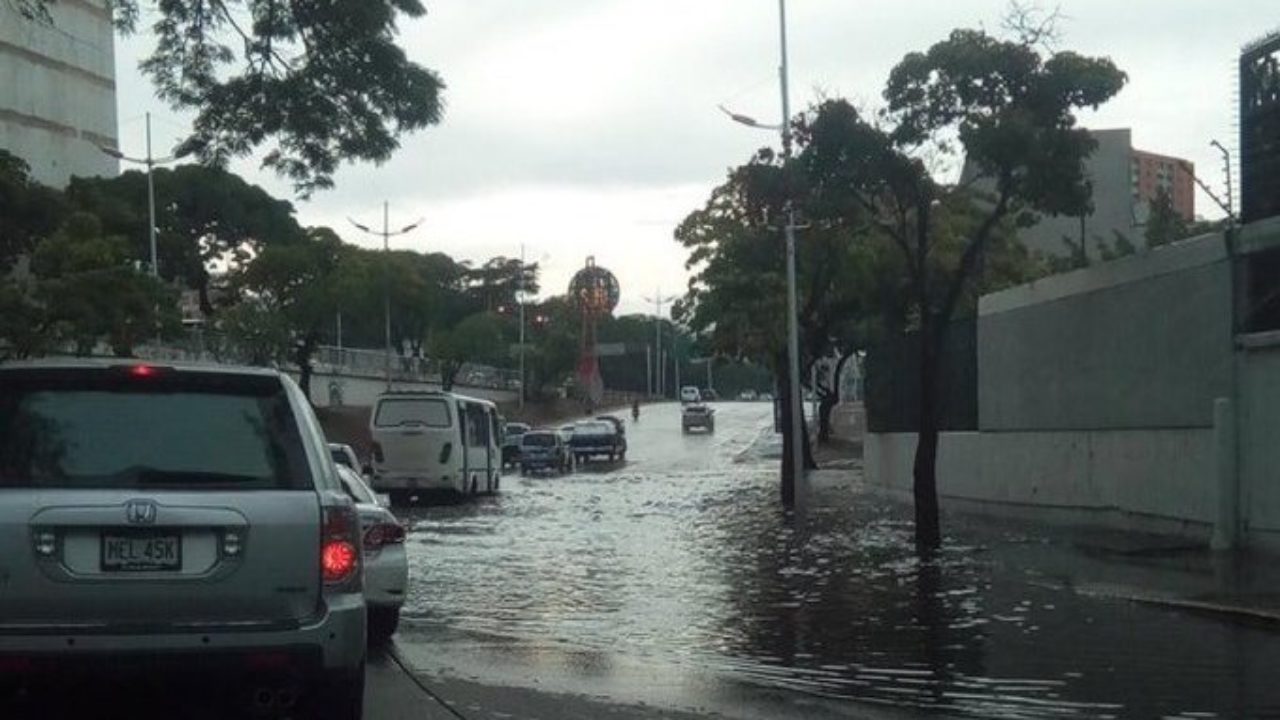 AN denunció estragos causados por las lluvias en Venezuela por culpa de la falta de mantenimiento (VIDEO)