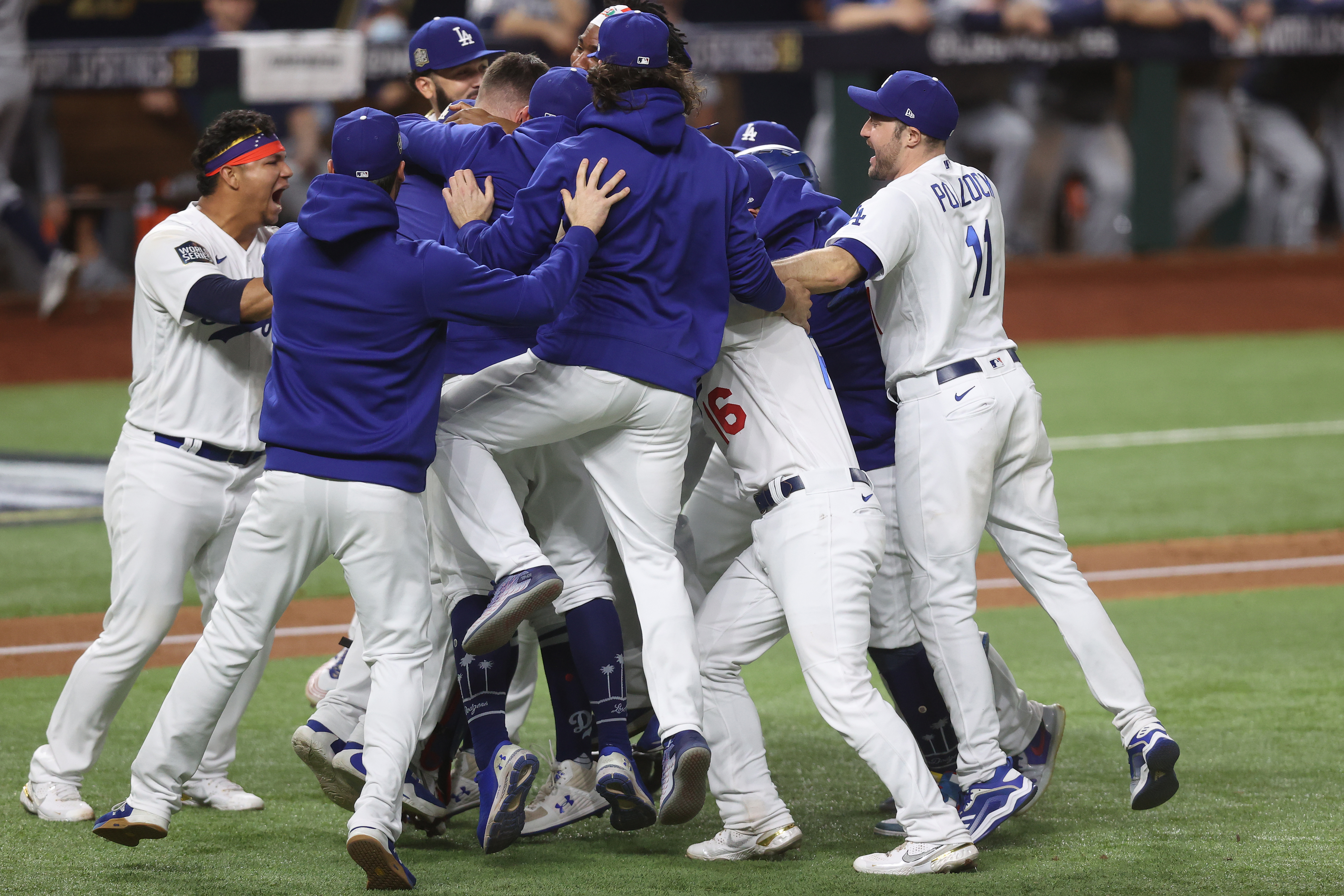 Dodgers conquistaron su séptimo título de Serie Mundial y acaban con una sequía de 32 años